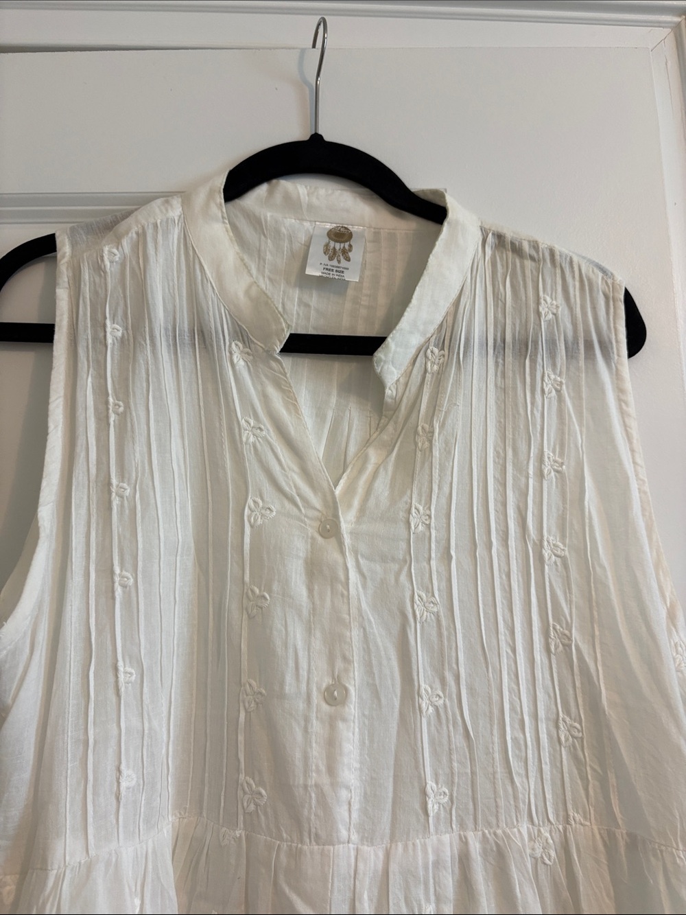 White Sleeveless Embroidered Cotton Dress - Picture 2 of 6